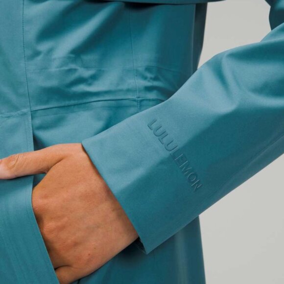 Lululemon Rain Rebel Jacket, Color CAPB (Capture Blue), Size 4 - Picture 8 of 11